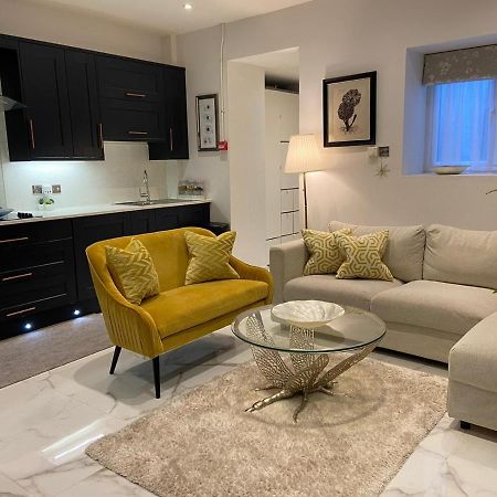 Apartmán Elegant 2 Bed Flat In Chiswick Londýn Exteriér fotografie