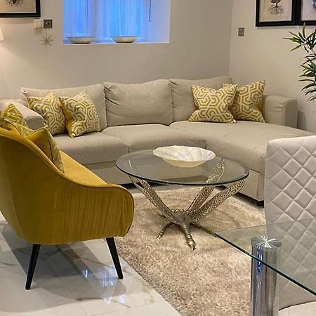Apartmán Elegant 2 Bed Flat In Chiswick Londýn Exteriér fotografie